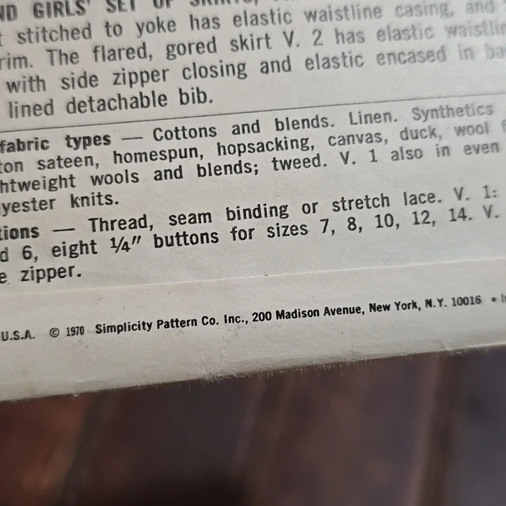 VTG 70s Simplicity Pattern 8899‎ Girls Size 6 Skirt Skort Detachable Bib Child